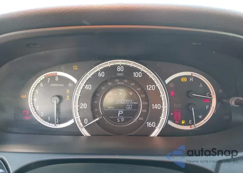 2016 Honda Accord Lx z USA, uszkodzony, nr VIN 1HGCR2F32GA062523